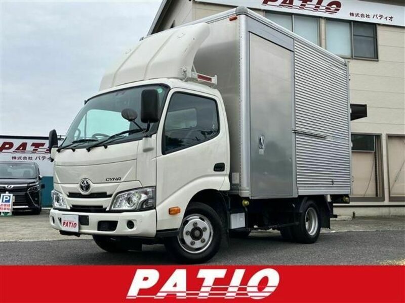 TOYOTA DYNA
