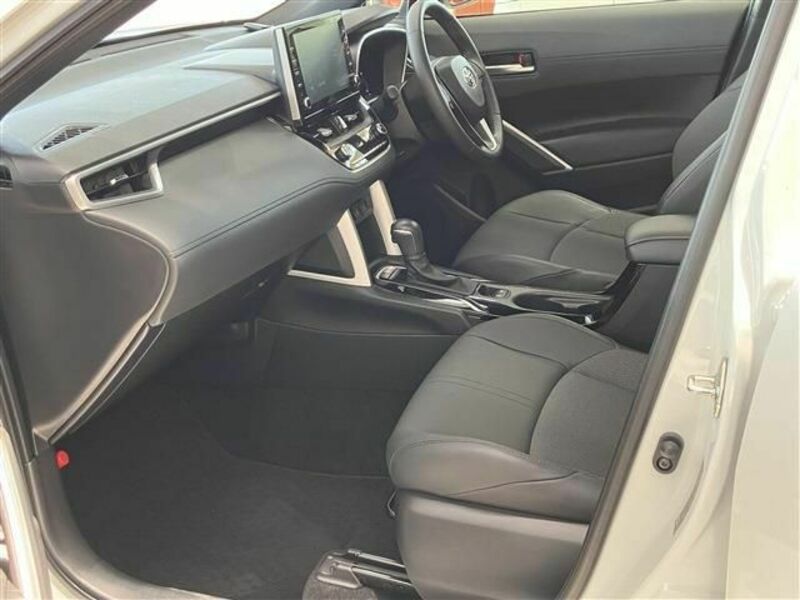 COROLLA CROSS