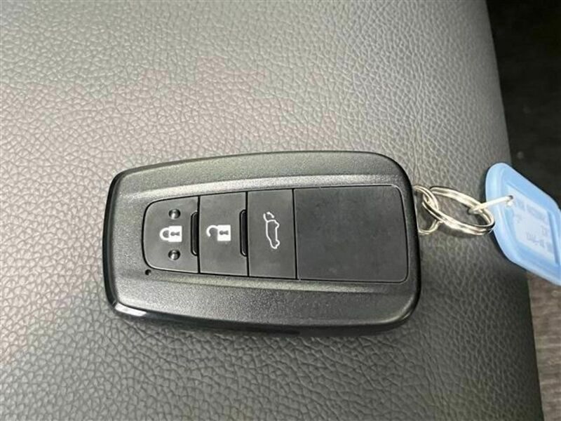 COROLLA CROSS