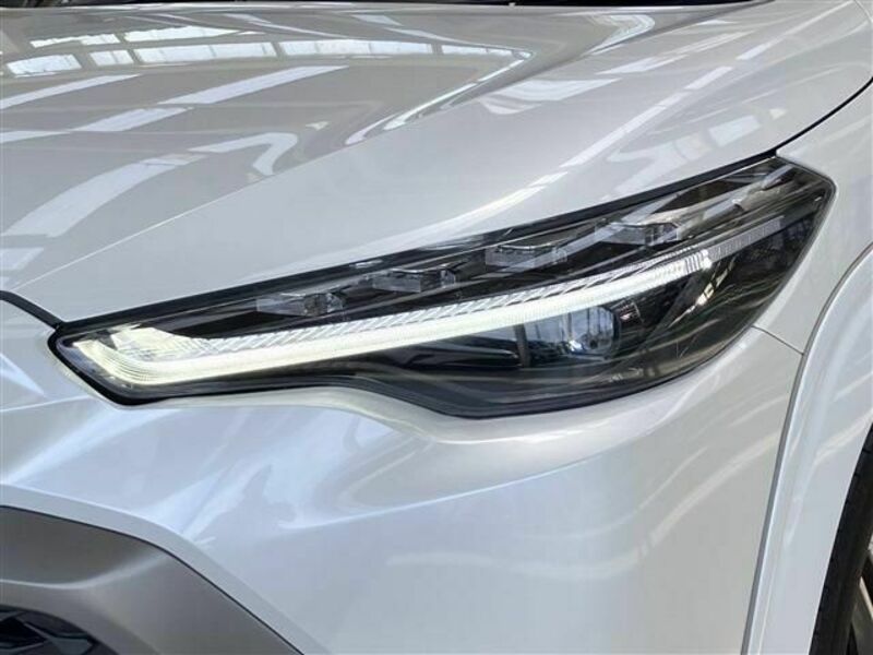 COROLLA CROSS