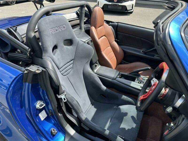 S2000