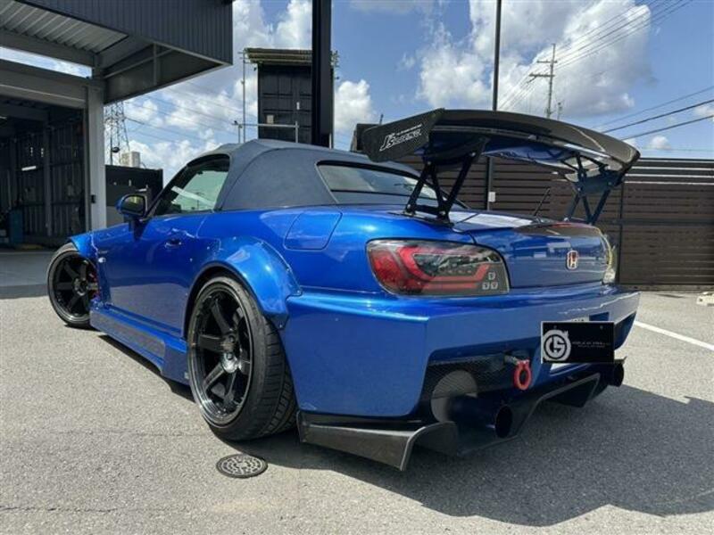 S2000