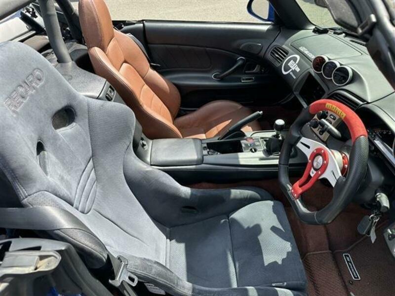 S2000