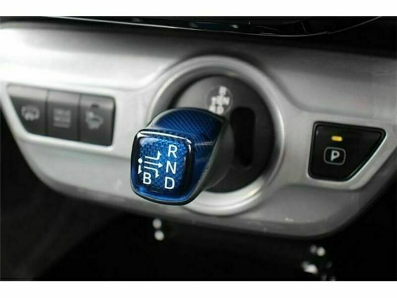 PRIUS PHV