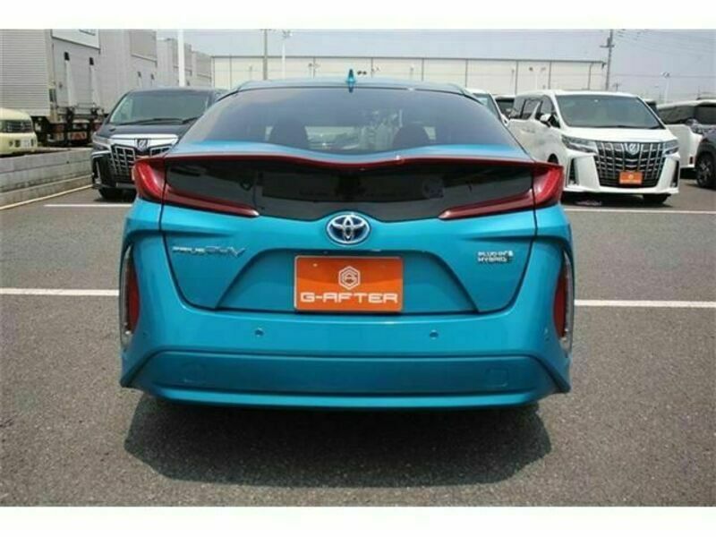 PRIUS PHV