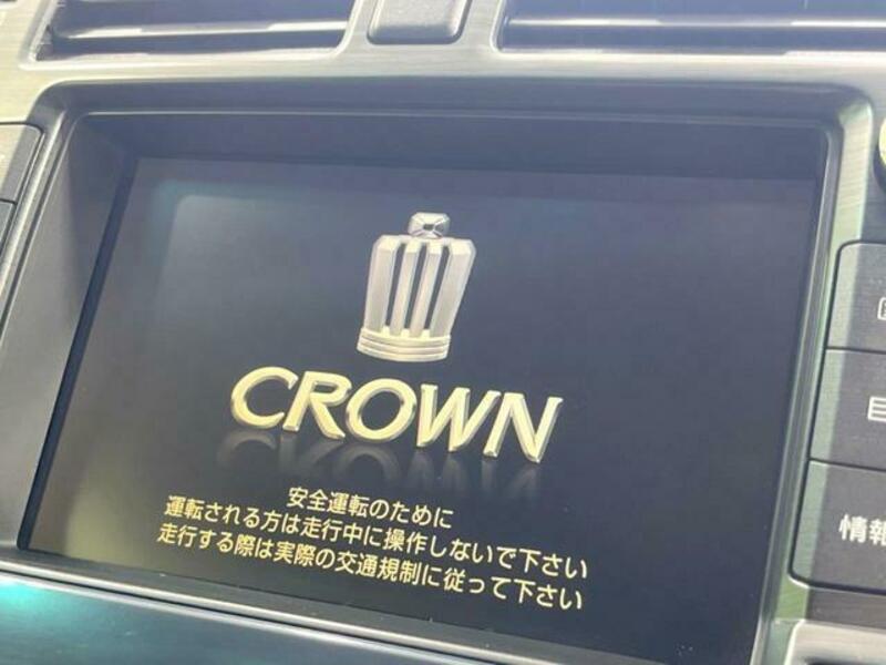 CROWN