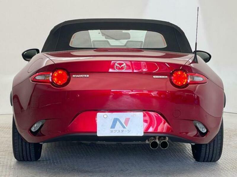 ROADSTER