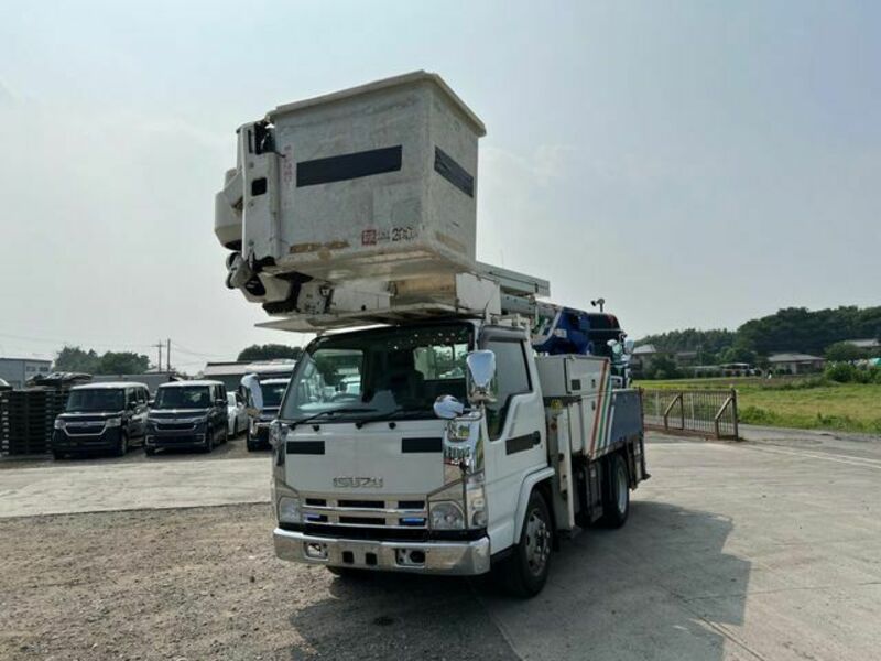 ISUZU ELF