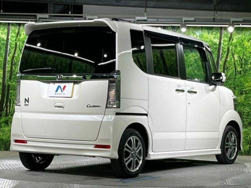 N BOX CUSTOM