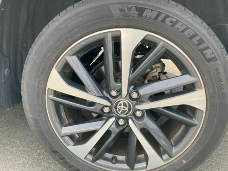 COROLLA CROSS