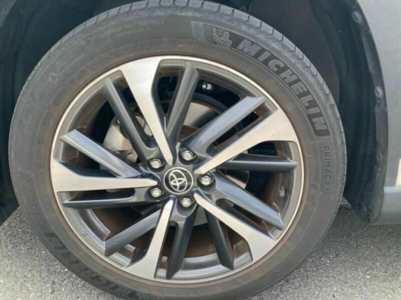 COROLLA CROSS