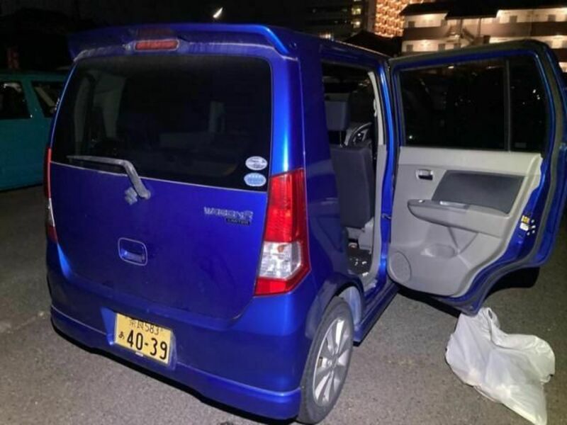 WAGON R