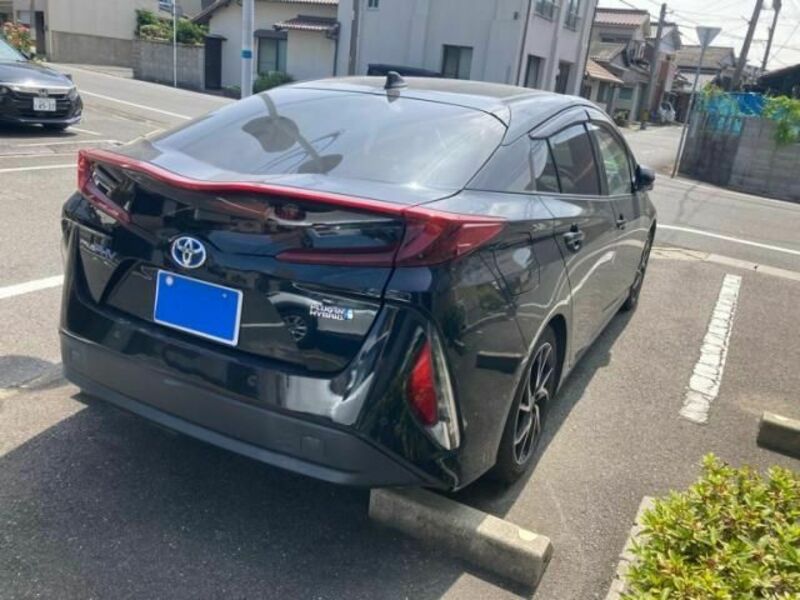 PRIUS PHV