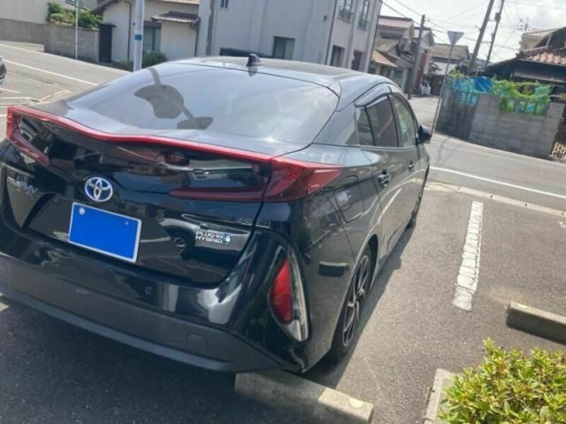 PRIUS PHV