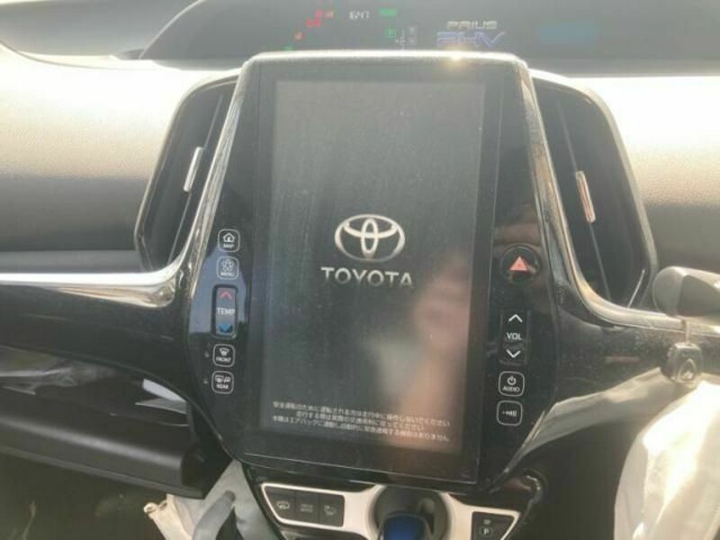 PRIUS PHV