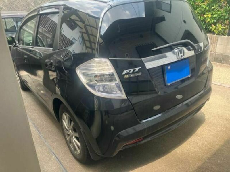 FIT HYBRID