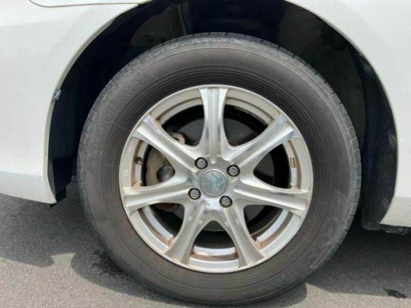 COROLLA FIELDER