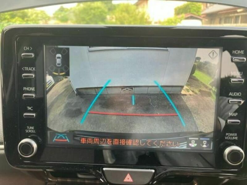 YARIS CROSS