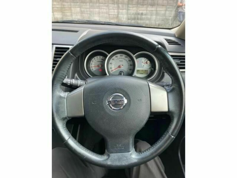 TIIDA