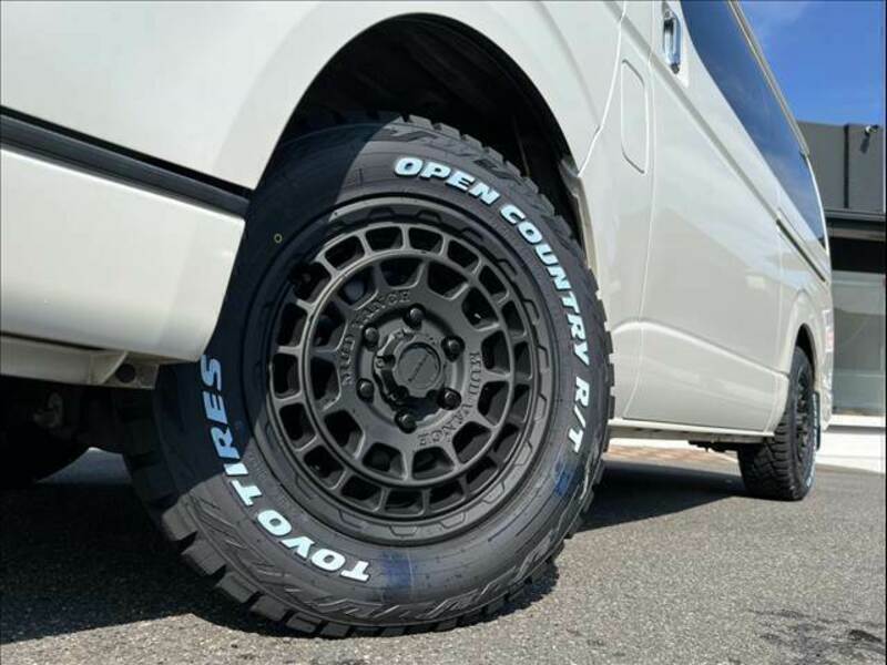 HIACE VAN