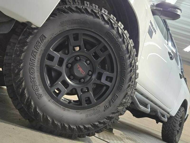 HILUX