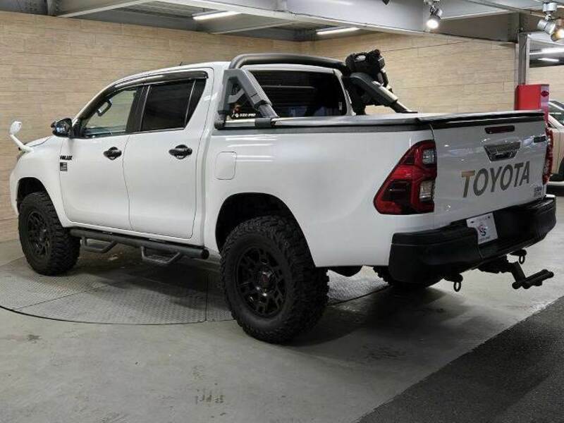 HILUX