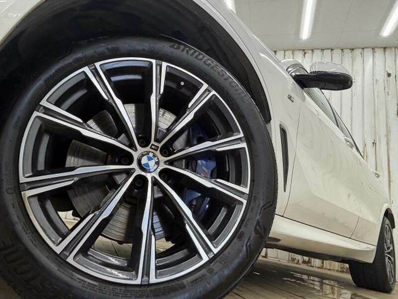 X5