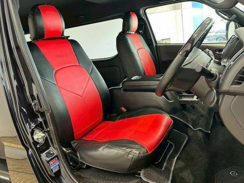 HIACE VAN