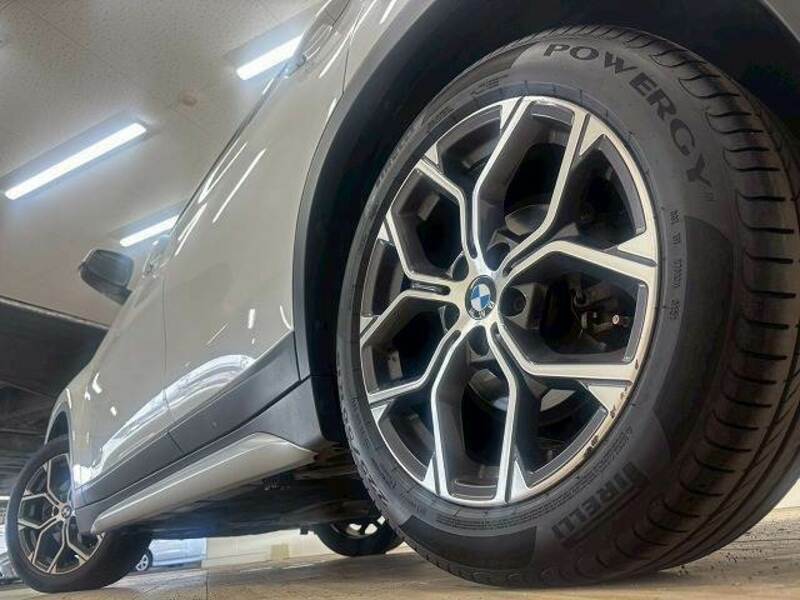 X1