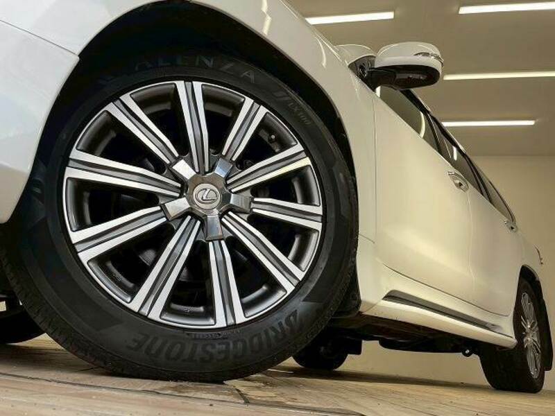 LX