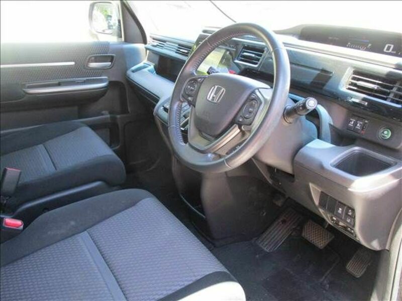 STEPWAGON SPADA