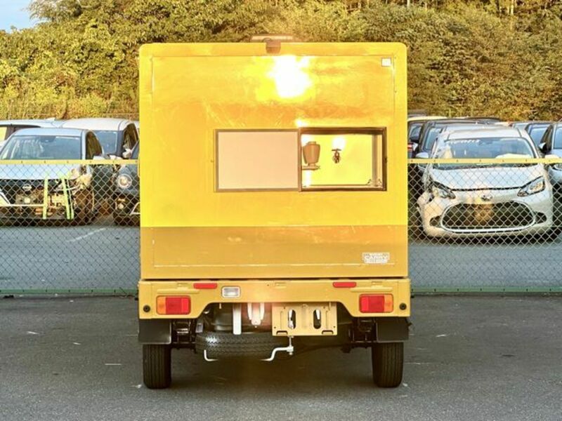 CARRY TRUCK