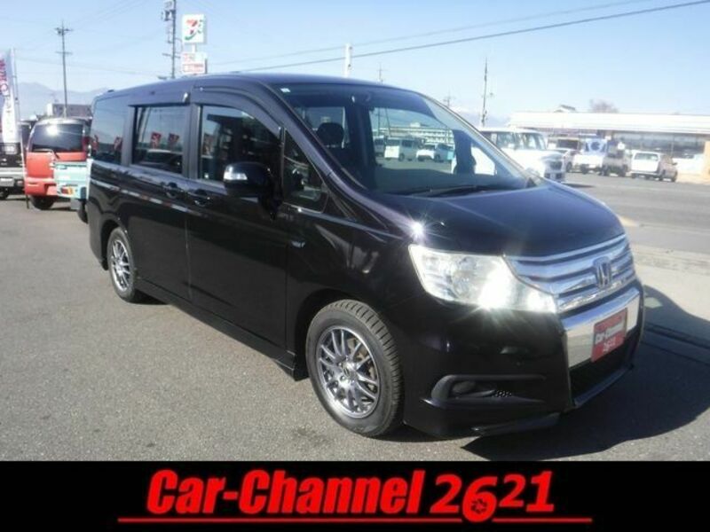 HONDA STEPWAGON SPADA