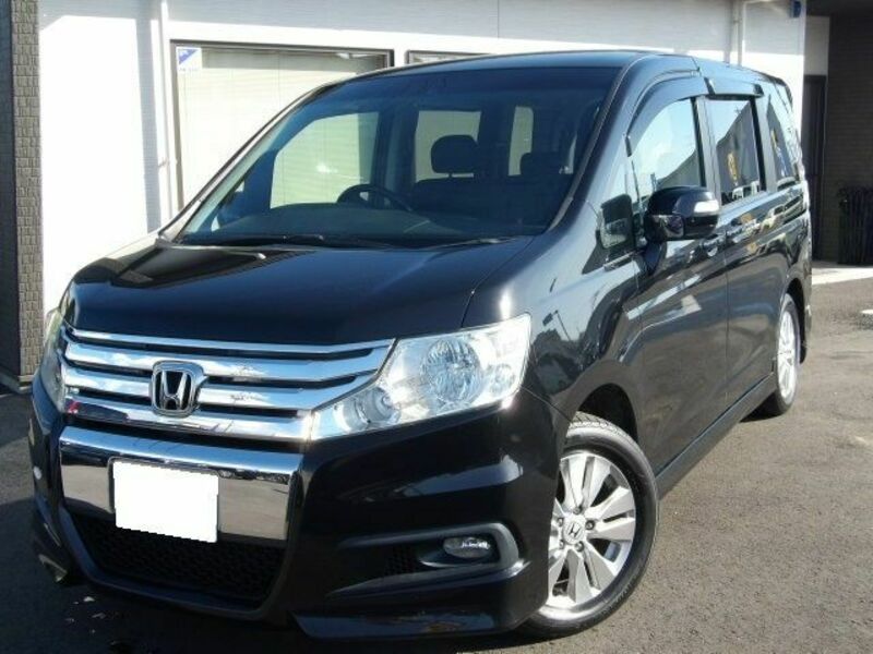 HONDA STEPWAGON SPADA