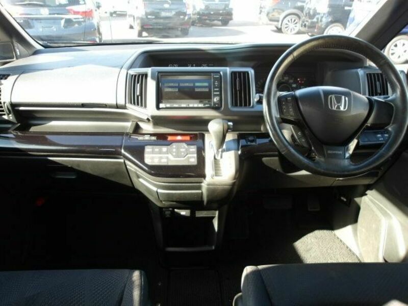STEPWAGON SPADA