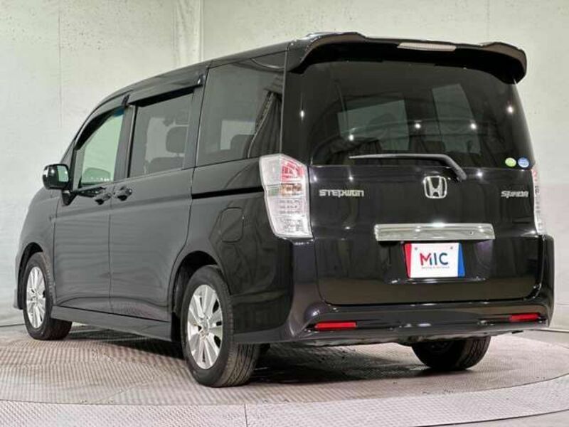 STEPWAGON SPADA