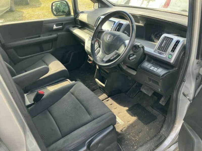 STEPWAGON SPADA