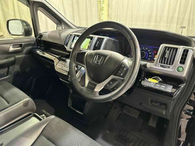 STEPWAGON SPADA