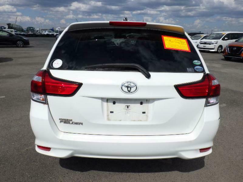 COROLLA FIELDER