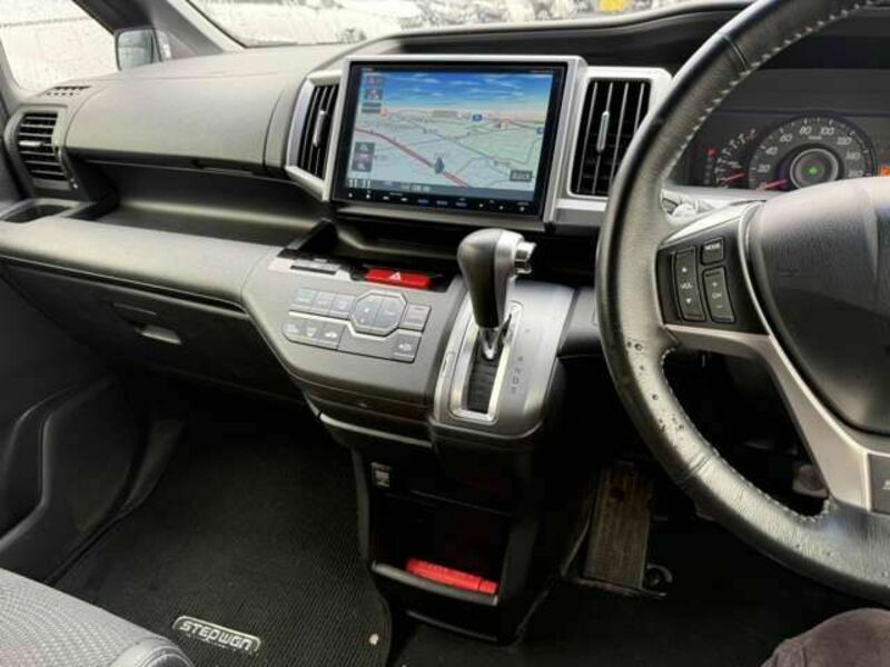 STEPWAGON SPADA