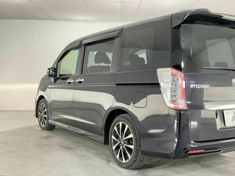 STEPWAGON SPADA