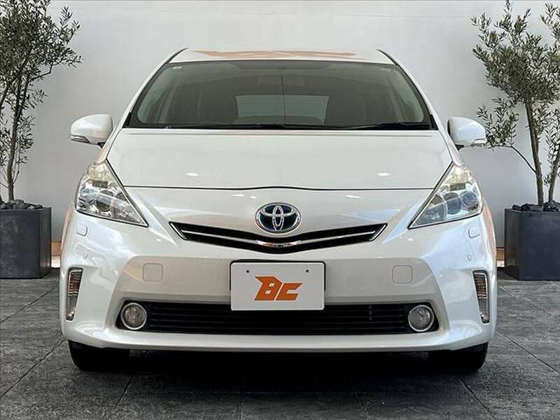 PRIUS ALPHA
