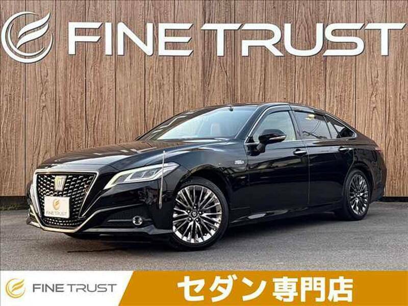 TOYOTA CROWN