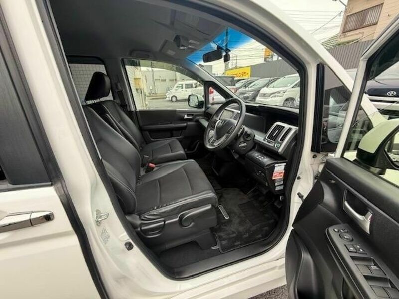 STEPWAGON SPADA