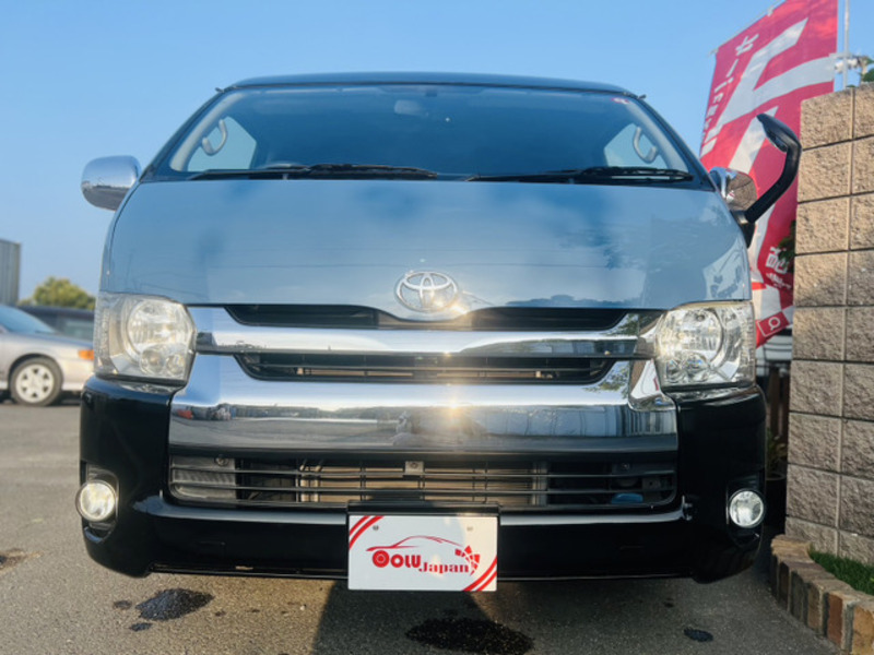 HIACE VAN