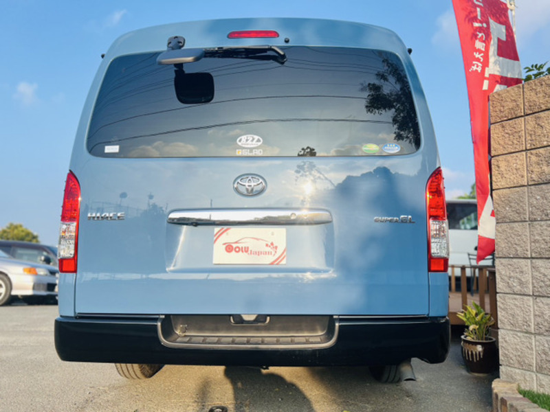 HIACE VAN