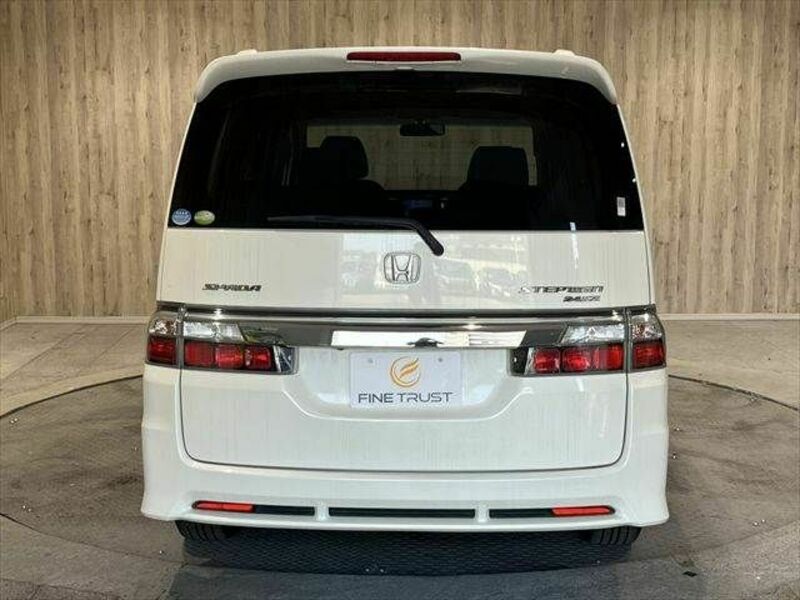 STEPWAGON SPADA