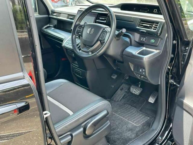 STEPWAGON SPADA