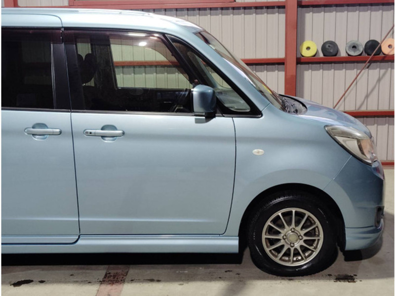 DELICA D2
