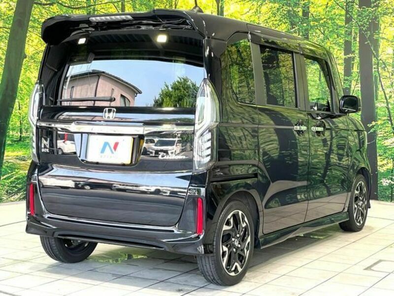 N BOX CUSTOM